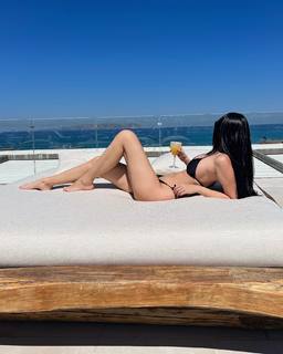 Enisa Bukvic feet photo thumbnail
