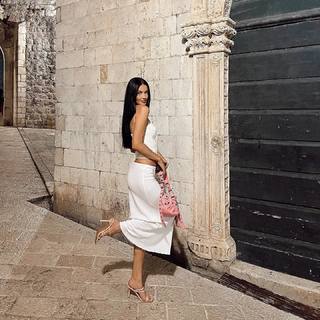 Enisa Bukvic feet photo thumbnail