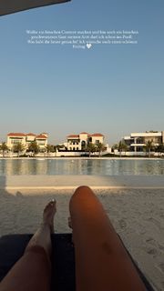 Enisa Bukvic feet photo thumbnail