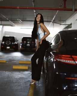 Enisa Bukvic feet photo thumbnail
