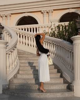 Enisa Bukvic feet photo thumbnail
