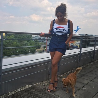 Enissa Amani feet photo 17