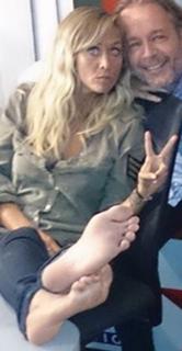 Enora Malagré feet photo thumbnail