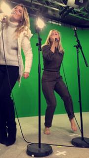 Enora Malagré feet photo thumbnail