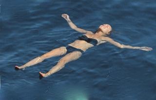 Enora Malagré feet photo thumbnail