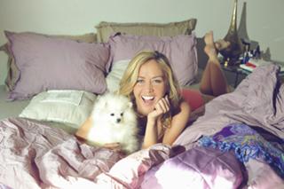 Enora Malagré feet photo thumbnail