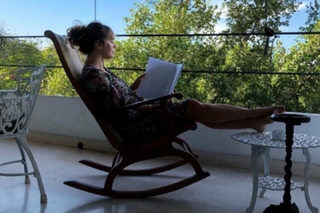 Enora Malagré feet photo thumbnail