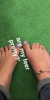 Enya Umanzor feet photo 13