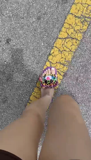 Enya Umanzor feet photo 9