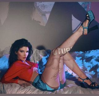 Era Istrefi feet photo 14