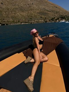 Era Istrefi feet photo 17