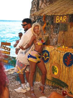Era Istrefi feet photo 18