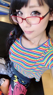 Eri Kitami feet photo thumbnail