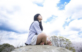 Eri Kitami feet photo thumbnail