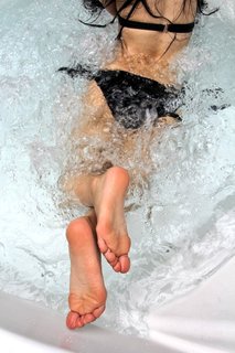 Eri Kitami feet photo thumbnail