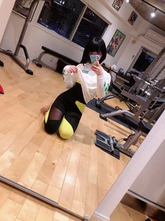 Eri Kitami feet photo thumbnail