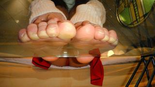 Eri Kitami feet photo thumbnail