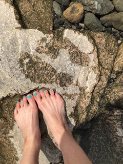 Eri Kitami feet photo thumbnail