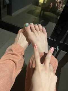 Eri Kitami feet photo thumbnail