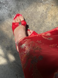 Eri Kitami feet photo thumbnail