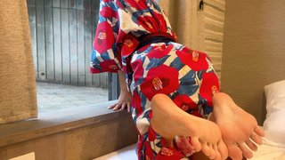 Eri Kitami feet photo thumbnail