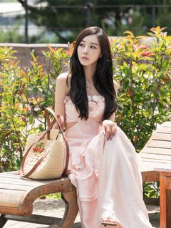 Eri Uchinaga feet photo 1