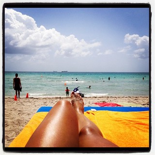 Erica Dickerson feet photo 19