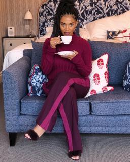 Erica Dickerson feet photo 16