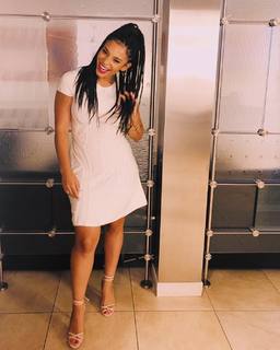 Erica Dickerson feet photo 15