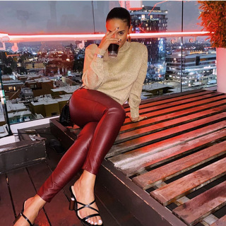 Erica Dickerson feet photo 8