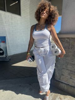 Erica Dickerson feet photo 17