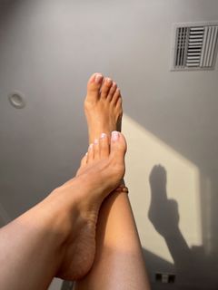 Erica Dickerson feet photo 9