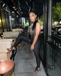 Erica Dixon feet photo 8