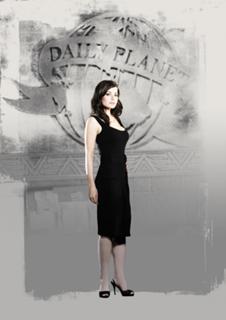 Erica Durance feet photo thumbnail