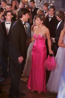 Erica Durance feet photo thumbnail