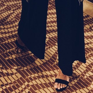 Erica Fernandes feet photo 3