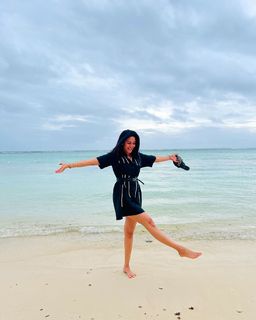 Erica Fernandes feet photo 11