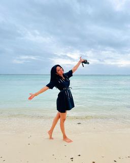 Erica Fernandes feet photo 8
