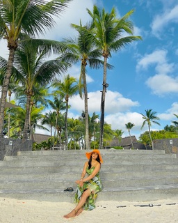 Erica Fernandes feet photo 4