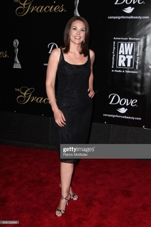 Erica Hill feet photo thumbnail