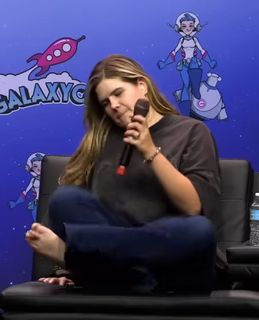 Erica Lindbeck feet photo 3