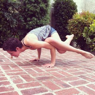 Erica Majtenyi feet photo 2
