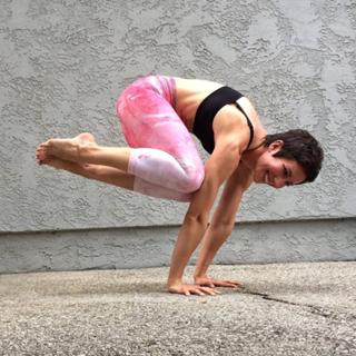 Erica Majtenyi feet photo 9