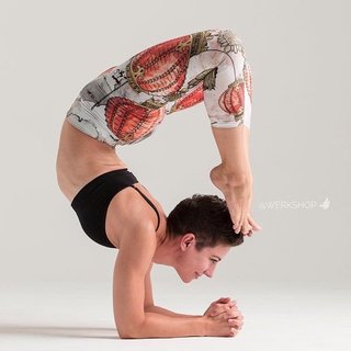 Erica Majtenyi feet photo 12
