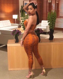 Erica Mena feet photo thumbnail