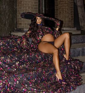 Erica Mena feet photo thumbnail