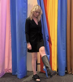 Erica Rhodes feet photo 4