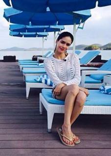 Erich Gonzales feet photo 19
