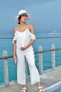 Erich Gonzales feet photo 17