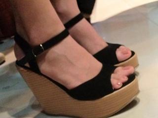 Erich Gonzales feet photo 19